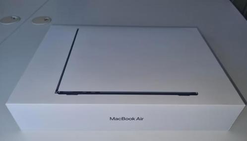 Apple MacBook Air 2023 M2 15 inch 16 GB (Midnight) geseald