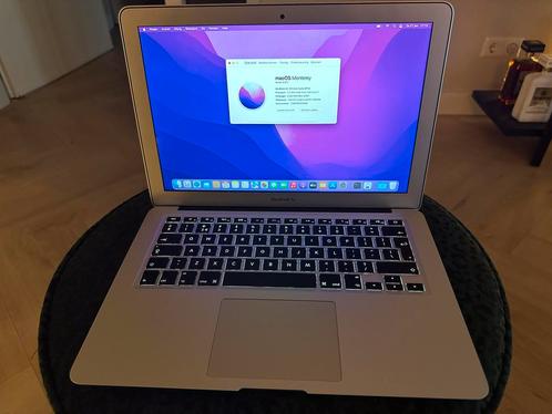 Apple MacBook Air Early 2015 - 2,2Ghz i7 - 256gb - 26cycli