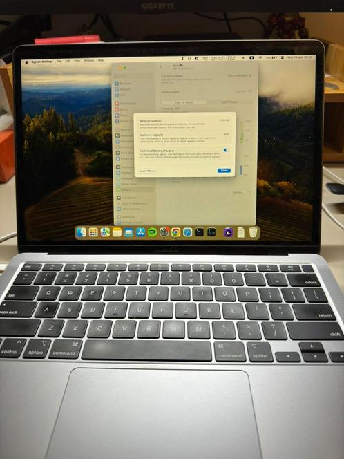Apple MacBook Air M1 16256g
