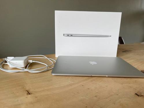 Apple MacBook Air M1 2020 512gb - incl doos en oplader