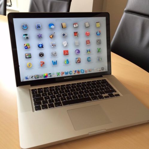 Apple MacBook Pro 03415 (2013)