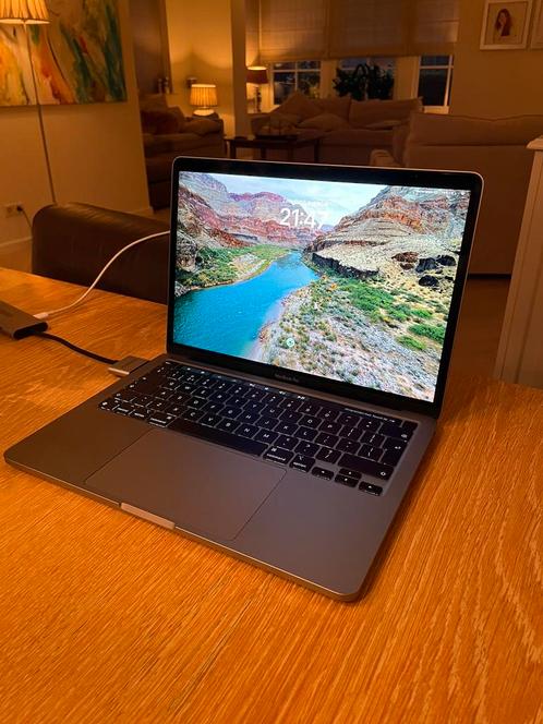 Apple MacBook Pro 13 (2020) 16GB1TB M1 Space Gray