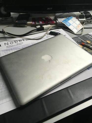Apple Macbook Pro 13 inch