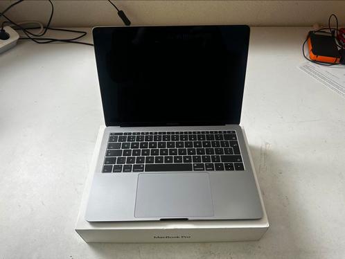 Apple Macbook Pro 13 Inch - A1708