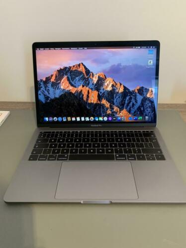 Apple MacBook Pro 13inch