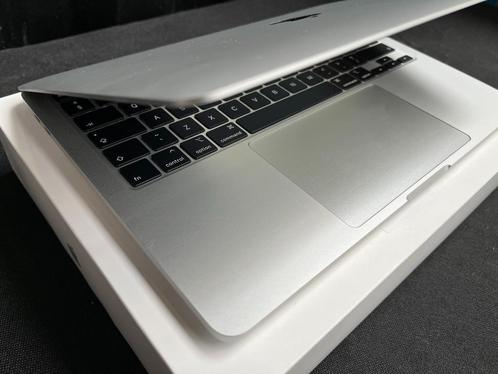 APPLE MacBook Pro 13quot (2020) i5 - 16GB - 1TB ( NIEUW )