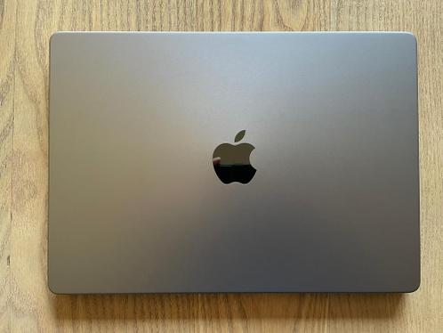 Apple MacBook Pro 14quot (2021) M1 Max 64GB1TB Space Gray.