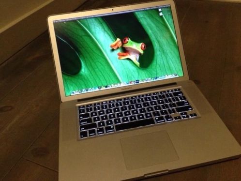 Apple MacBook Pro 15-inch (Hi-ResAnti-Glare)