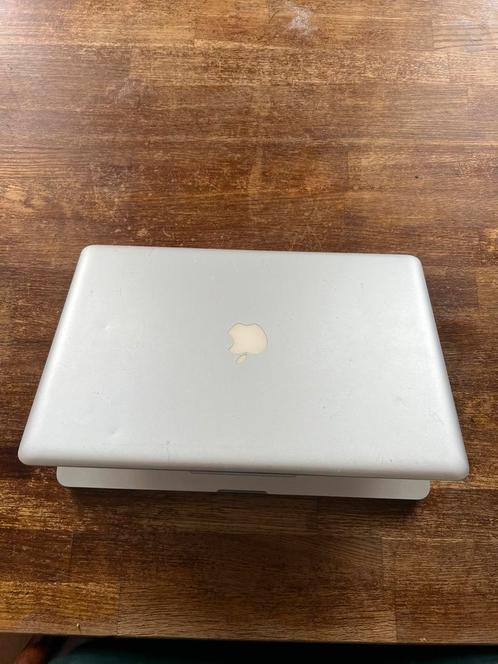Apple Macbook Pro (15-inch mid 2012)quad core i7 2.6ghz
