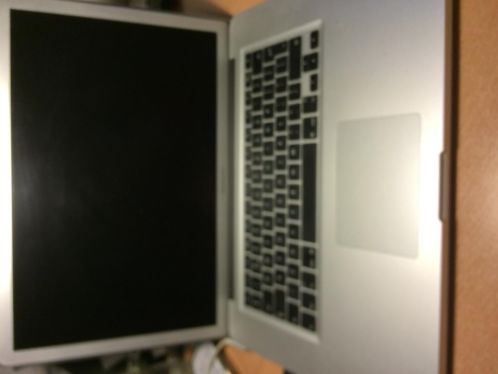 Apple MacBook Pro 15034 2011