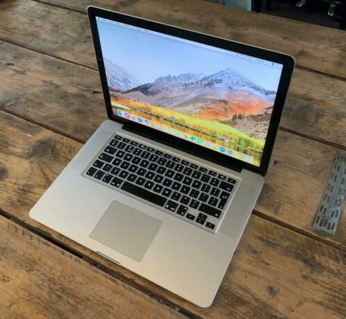 Apple MacBook Pro 15034 (2011) - Snelle SSD - Nieuwe accu