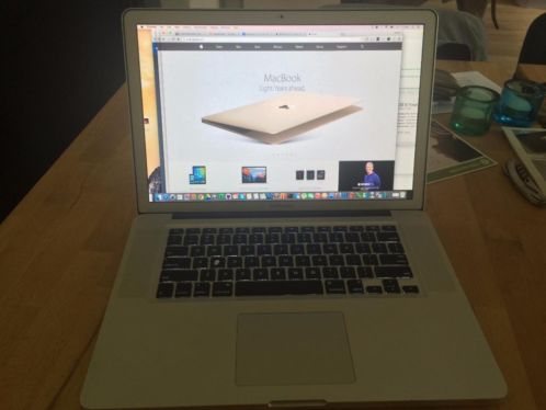 Apple Macbook Pro 15034 High Res 2.7 GHz i7 16GB RAM 1TB SSD