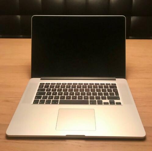 Apple Macbook Pro 15039 inch - Retina