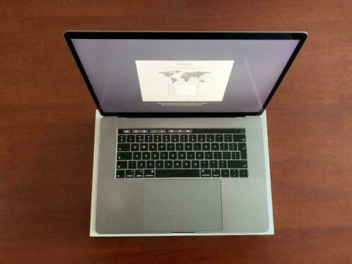 Apple MacBook Pro 15039039 Touch Bar (2018) Space Gray