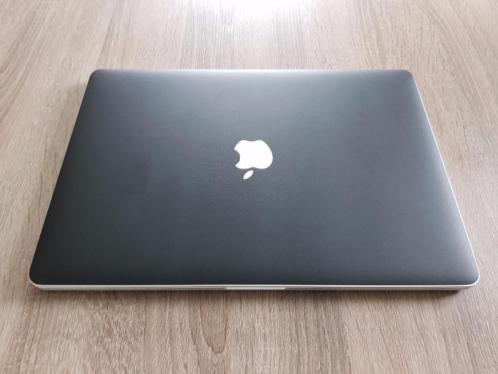 Apple MacBook Pro 15,4034 (najaar 2013) 2,0GHz 8GB 256GB