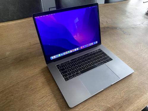 Apple MacBook Pro 15quot 2019 512GB i9  Touch Bar in top staat