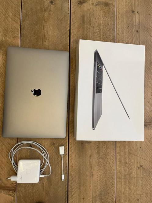 Apple MacBook Pro 15x27x27