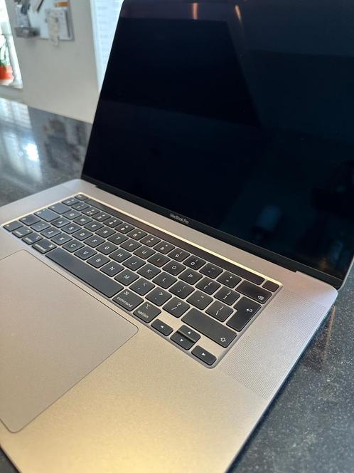 Apple MacBook Pro 16 inch Touch Bar