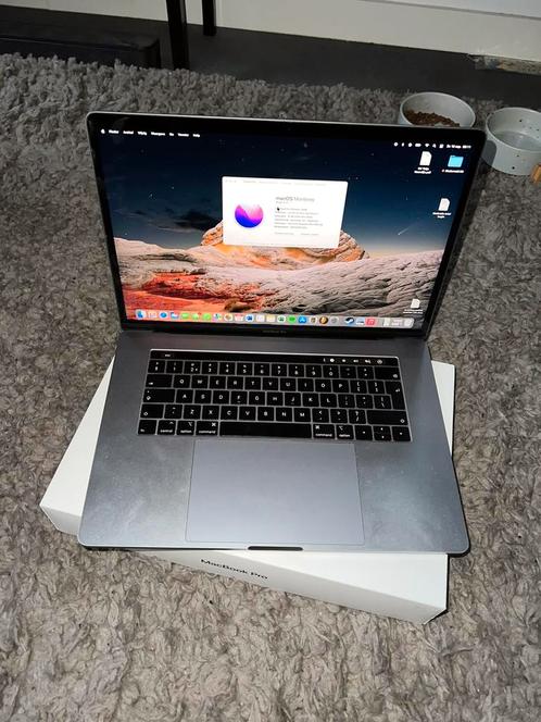 Apple macbook pro 2016 15 inch