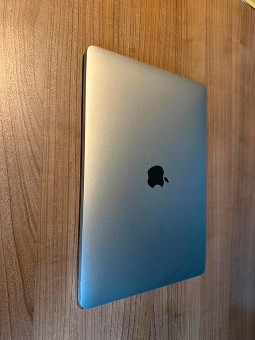 Apple MacBook Pro 2017 128 GB