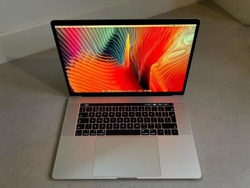 Apple MacBook Pro 2017 15,4quot, i7 2,8GHz, 256GB ssd