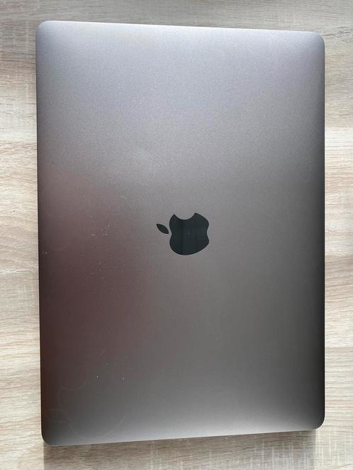 Apple MacBook Pro 2018 13 inch
