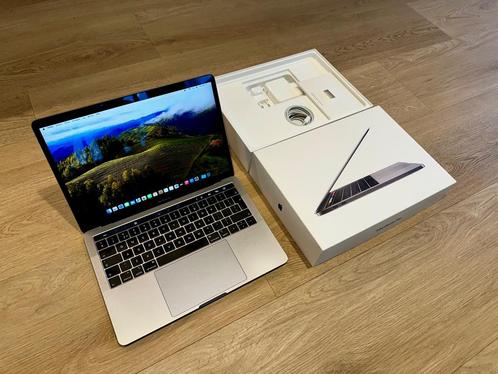 Apple MacBook Pro 2018  13,3 inch  i5 2,3 GHz  512GB  8G