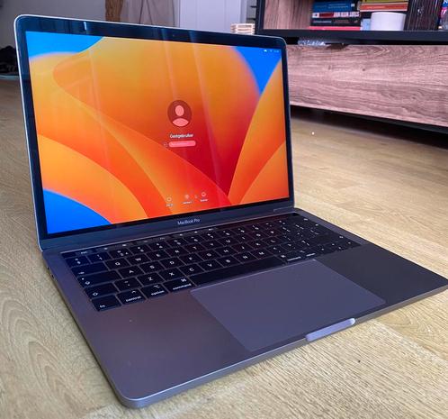 Apple MacBook Pro 2019 - 13 inch - 256 GB - touchbar
