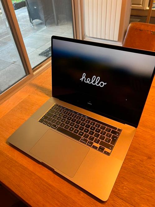 Apple MacBook Pro 2019 (16, 512GB, 2.6GHz, i7, Space Gray)