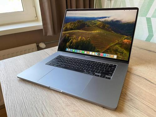Apple MacBook Pro 2019 16 inch, i9 2,4Ghz32GB RAM512GB SSD