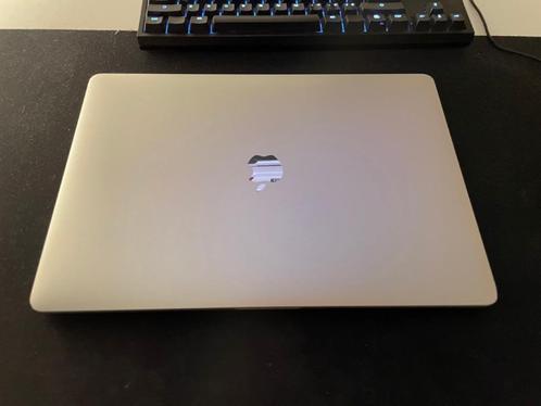 Apple Macbook Pro 2019i9 8c32gb RAM1TB4GB 560X GPU