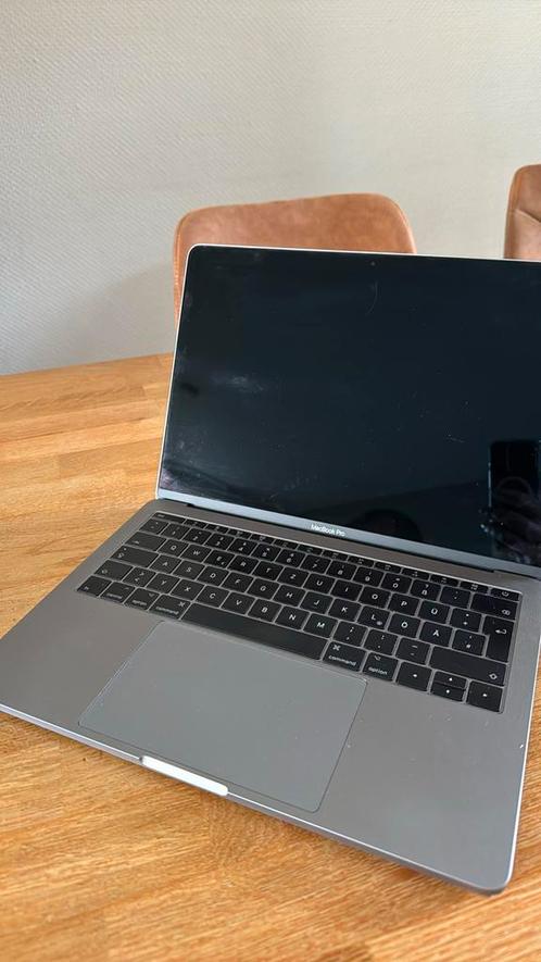 Apple MacBook Pro (defect)