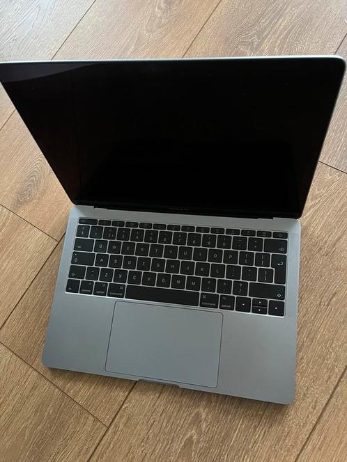 Apple Macbook Pro Space Gray (2017)