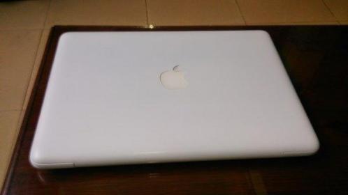 Apple Macbook Wit (Mid 2010)