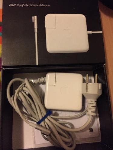 APPLE Macsafe power adapter