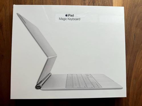 Apple Magic Keyboard for iPad Pro 12.9inch (6th Generation