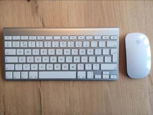 Apple magic wireless keyboard incl muis a1314 zgan