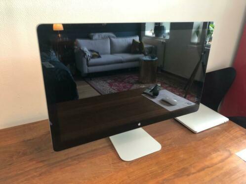 Apple Thunderbolt Display 27quot monitor