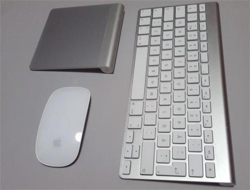 apple toetsenbord magic mouse trackpad henge dock macimac