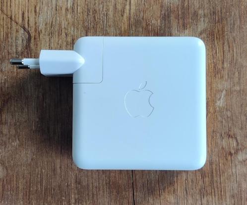 Apple USB-C 96w charger
