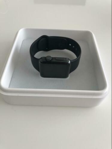 Apple Watch 1 RoestVrijStaal met Milaneseband en Sportband