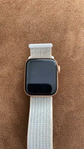 Apple Watch Gold Series 5 40 mm ZGAN
