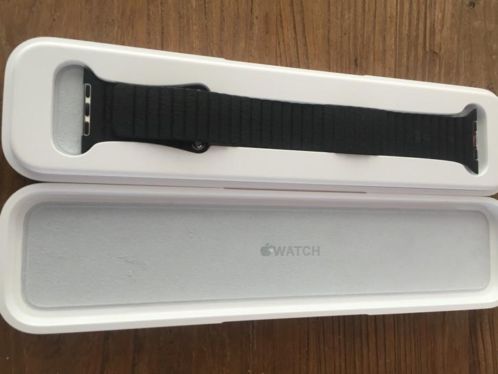 Apple watch milanese leather