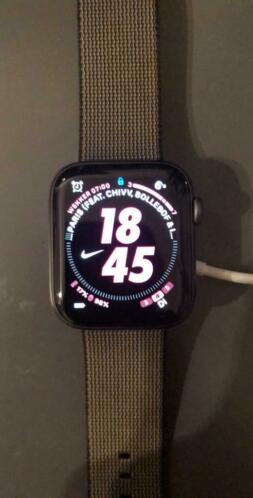 Apple Watch Nike serie 4 40 mm z.g.a.n