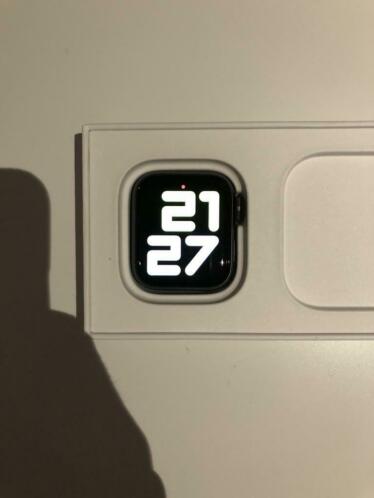 Apple Watch SE 2020 40 mm  extra bandje