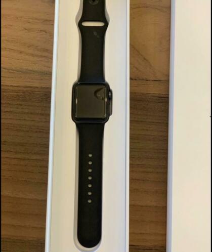 Apple Watch series 3 38mm zo goed als nieuw