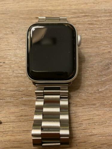Apple Watch series 4 40 mm silver