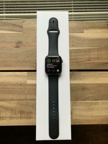 Apple Watch Series 4 44mm GPS  Cellular (4G)