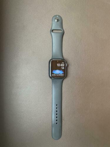 Apple Watch series 5 spacegrey 44mm