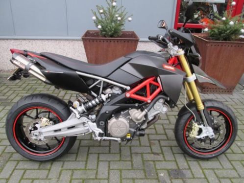 Aprilia 750 DORSUDURO FACTORY (bj 2010)